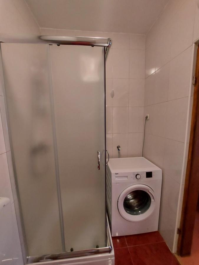 Apartman Porat Apartment พูลา ภายนอก รูปภาพ